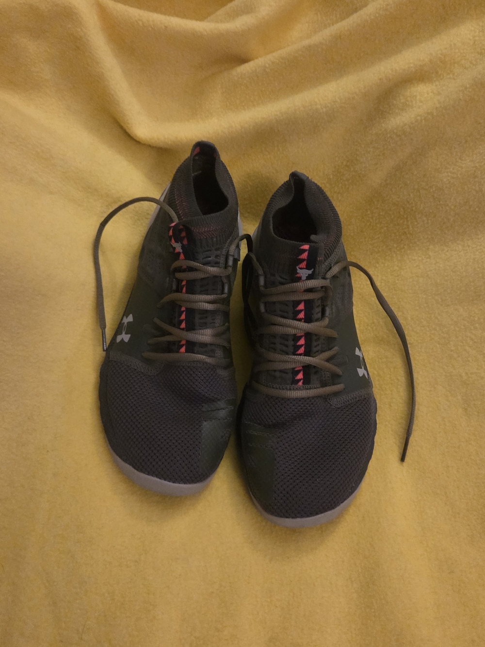 Under Armour Men’s Dark Gray Green Athletic Shoes with Orange Accents